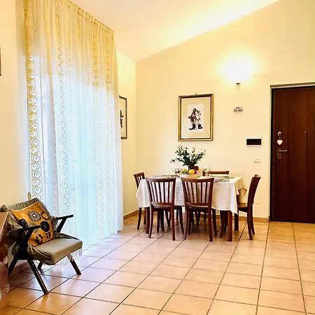 A Per Famiglia Di 4 Persone Con Vista Sulle Montagne Fiuggi
