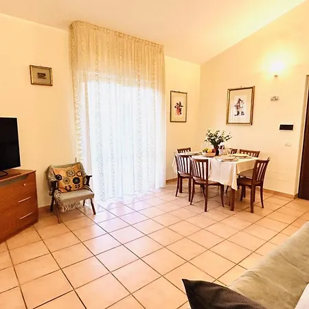 A Per Famiglia Di 4 Persone Con Vista Sulle Montagne Fiuggi